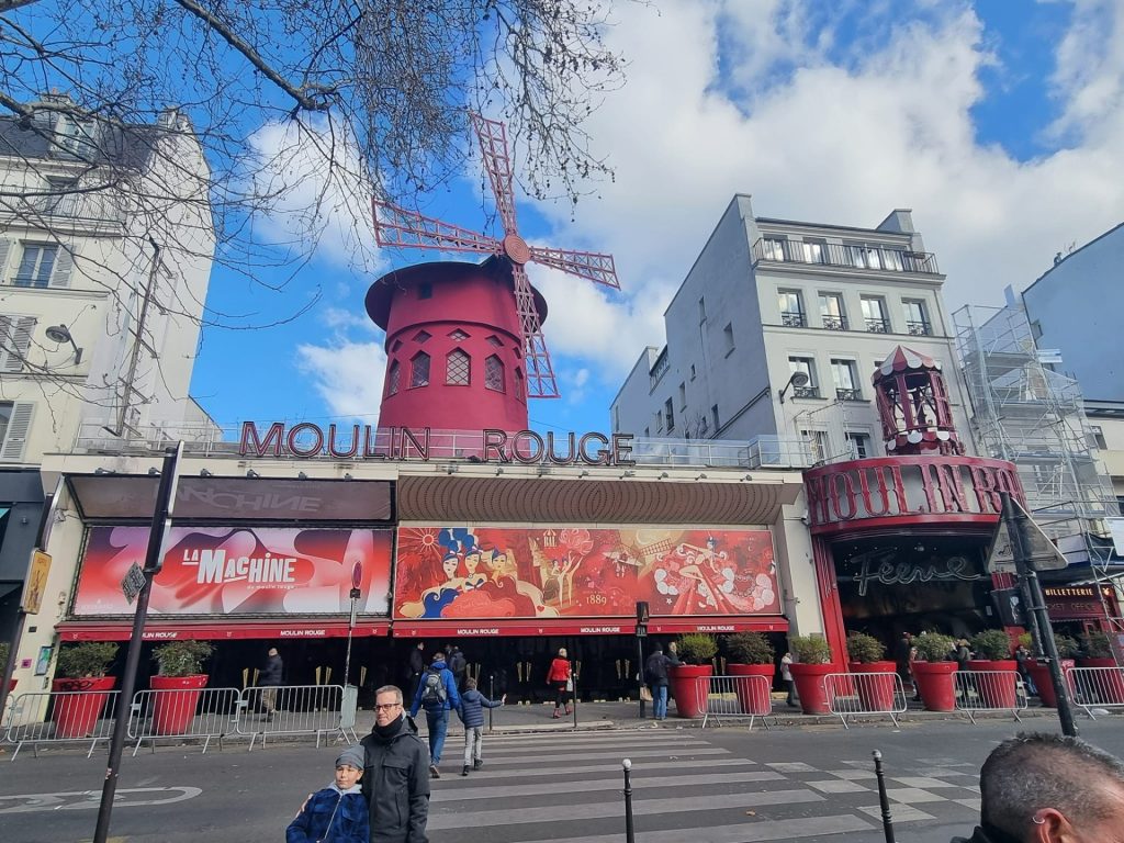 Moulin Rouge in Parijs – iconisch theater van de liefde