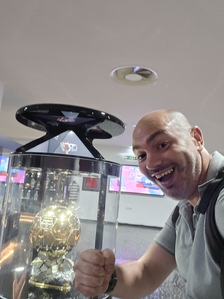 Bezoek aan het CR7 Museum in Funchal, bij de Ballon d’Or van Cristiano Ronaldo.